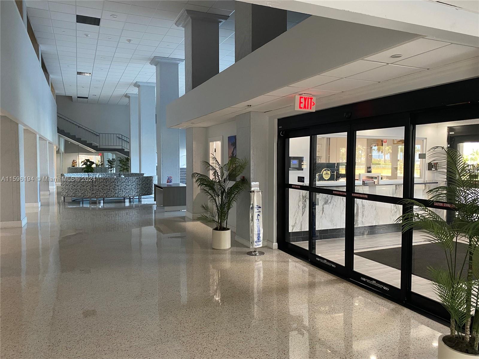 405 N Ocean Blvd # 424