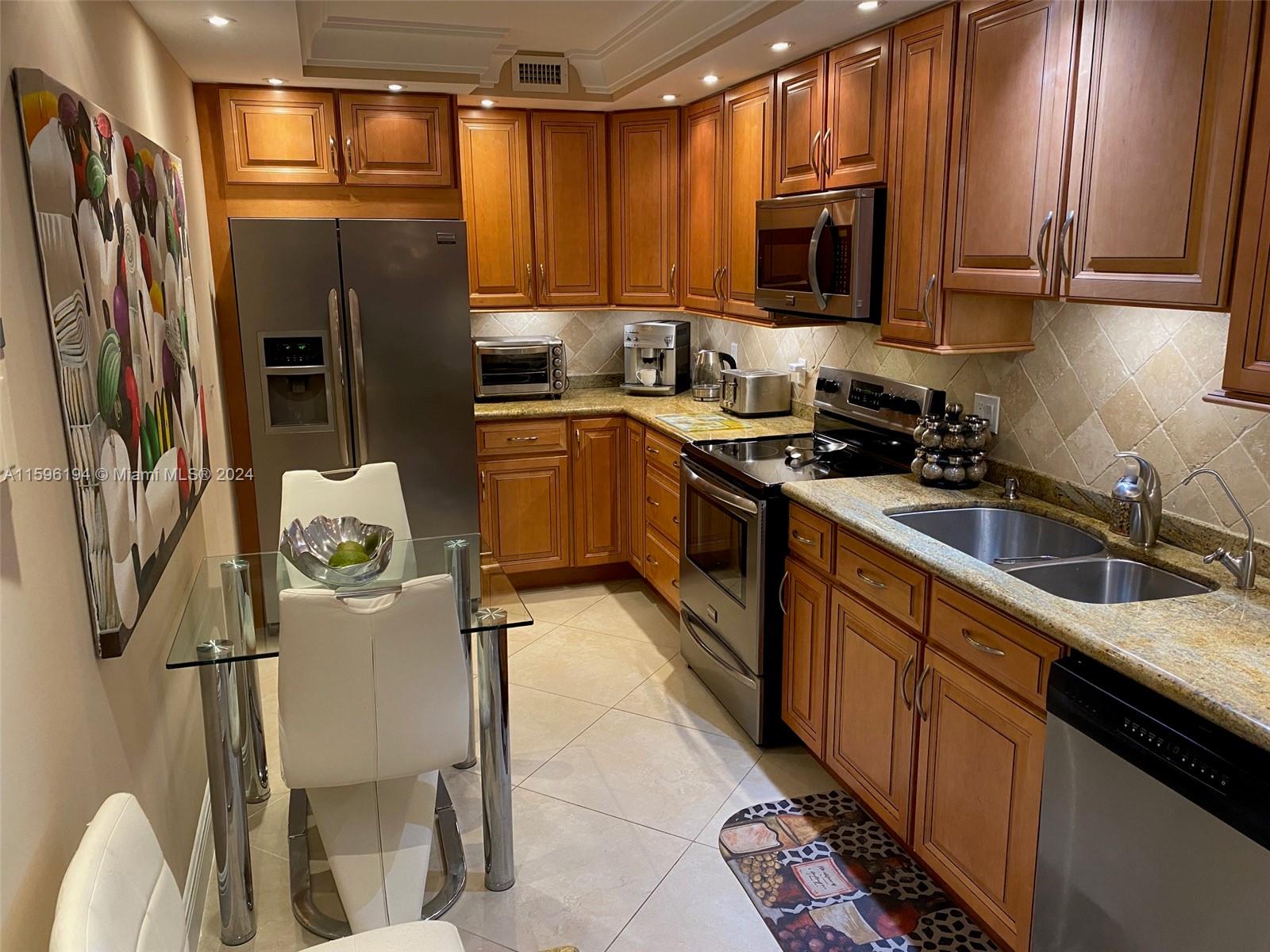 405 N Ocean Blvd # 424