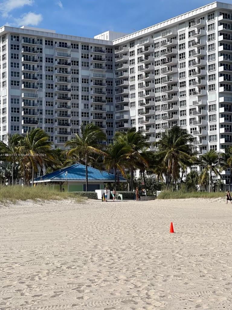 405 N Ocean Blvd # 424