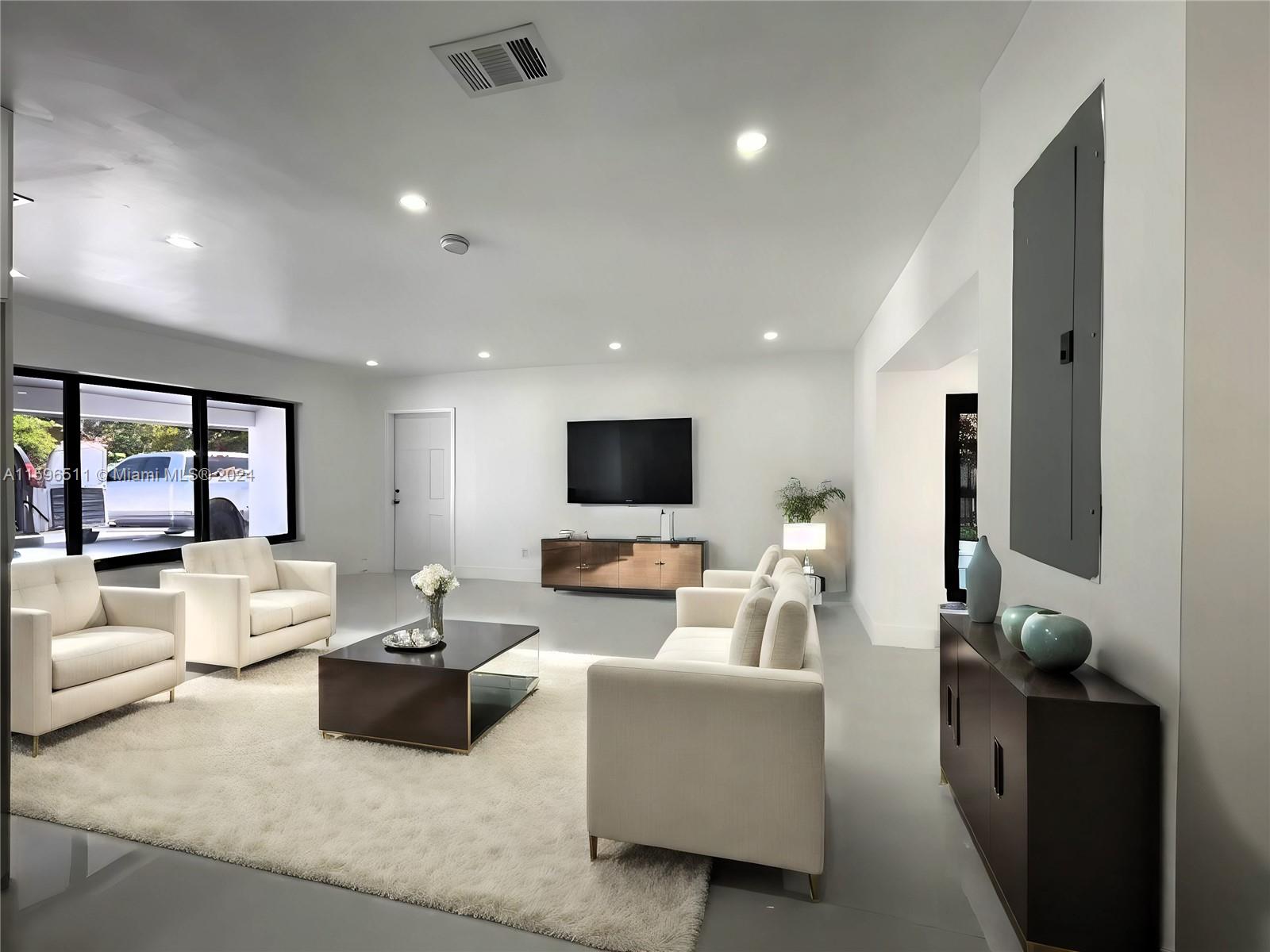 1345 NE 204th Ter