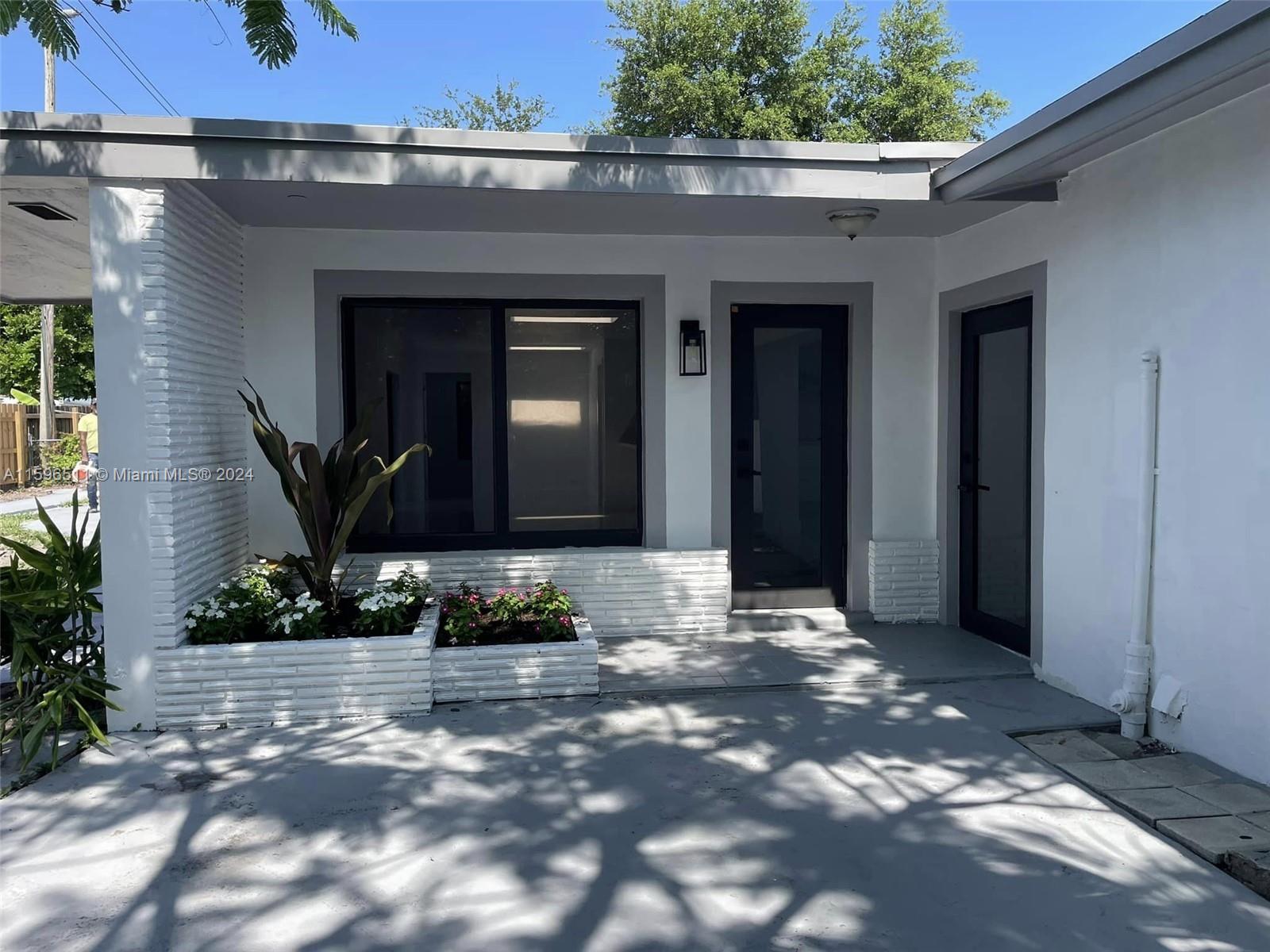 1345 NE 204th Ter