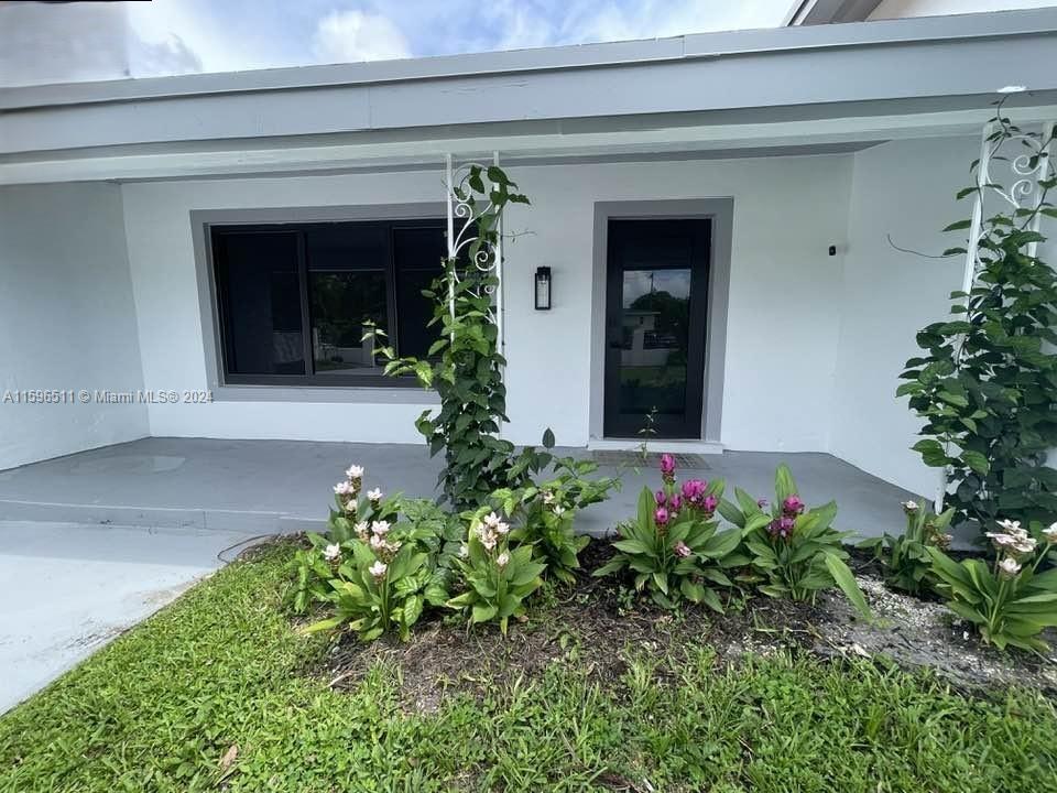 1345 NE 204th Ter