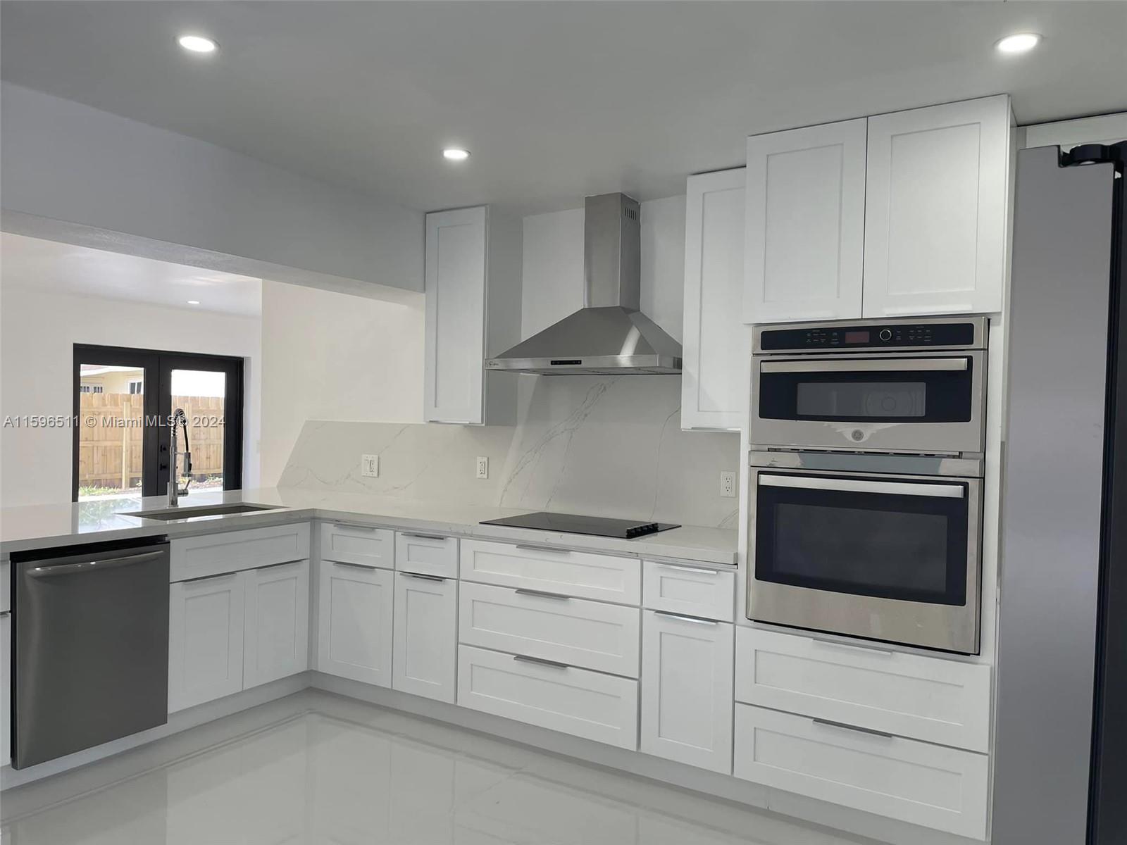 1345 NE 204th Ter