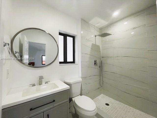 1345 NE 204th Ter