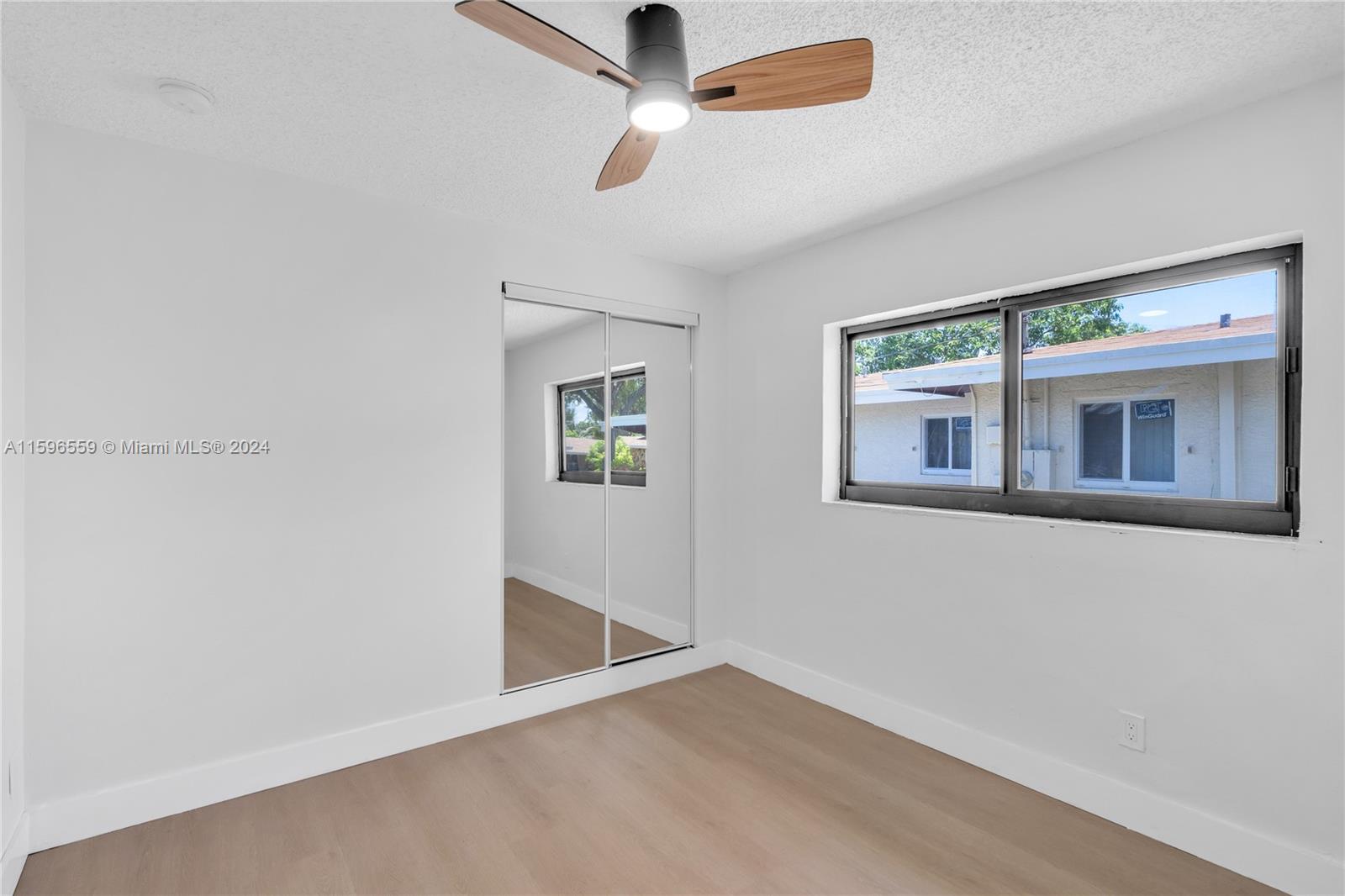 330 SW 29th Ave