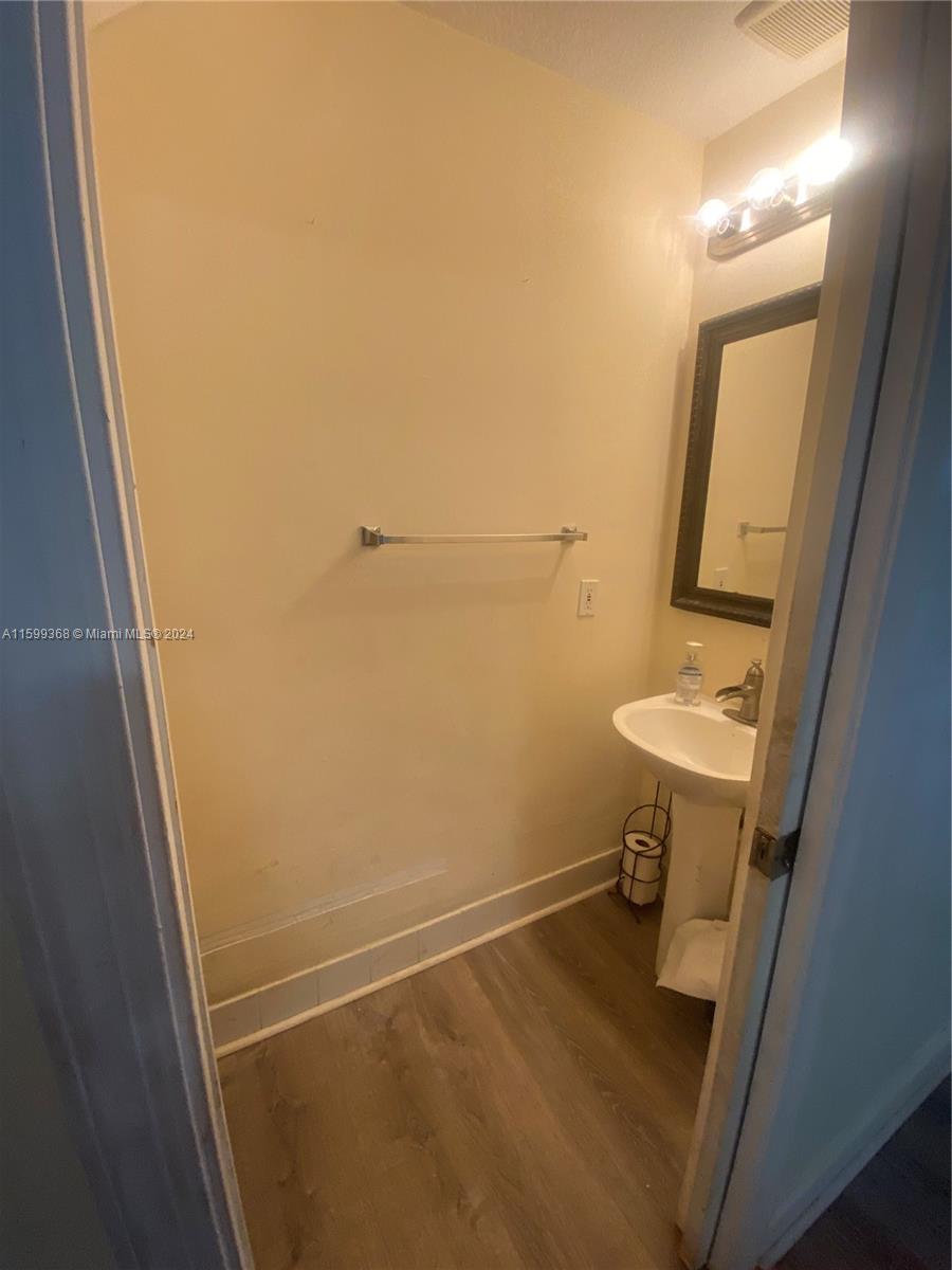 800 Summit Lake Dr # 0