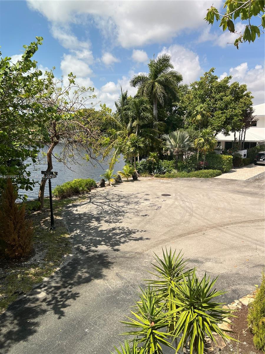 8 Coventry Way # 19B