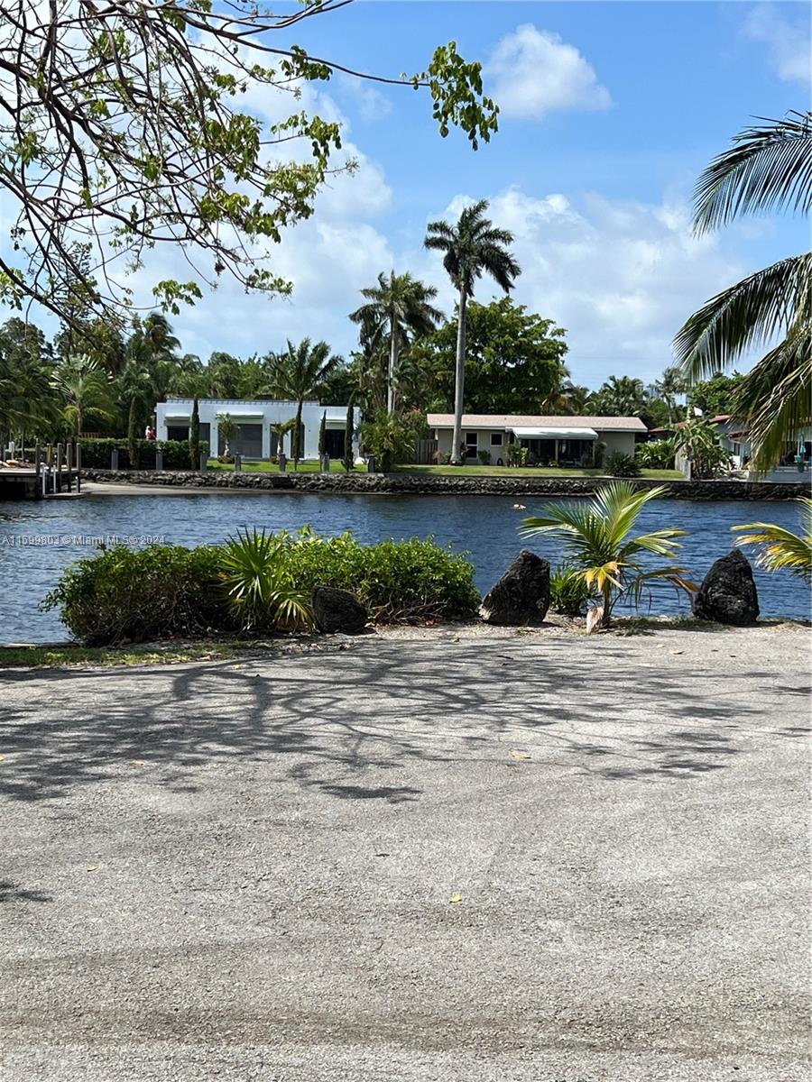 8 Coventry Way # 19B