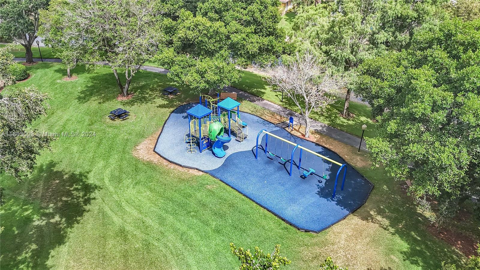 6407 NW 99th ave