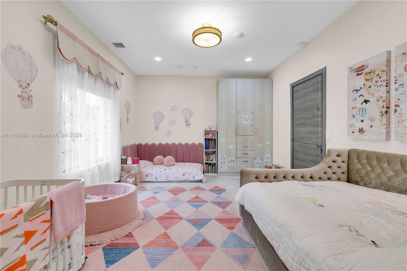 6407 NW 99th ave