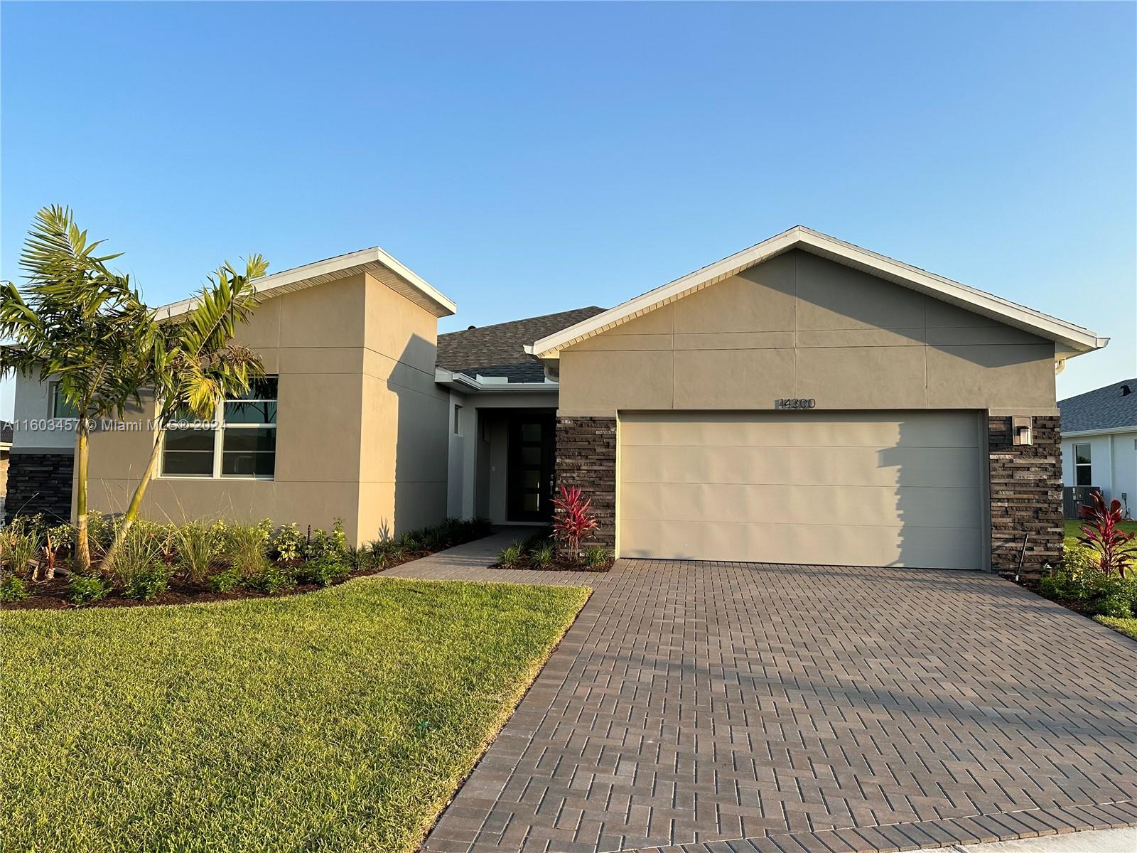 14300 SW Murney Way, Port St. Lucie