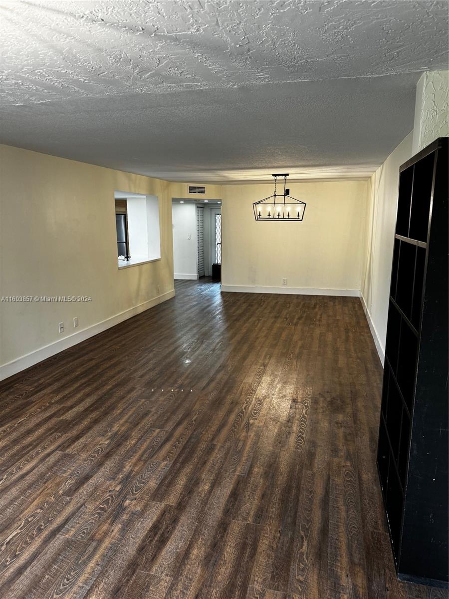 9520 Seagrape Dr # 206
