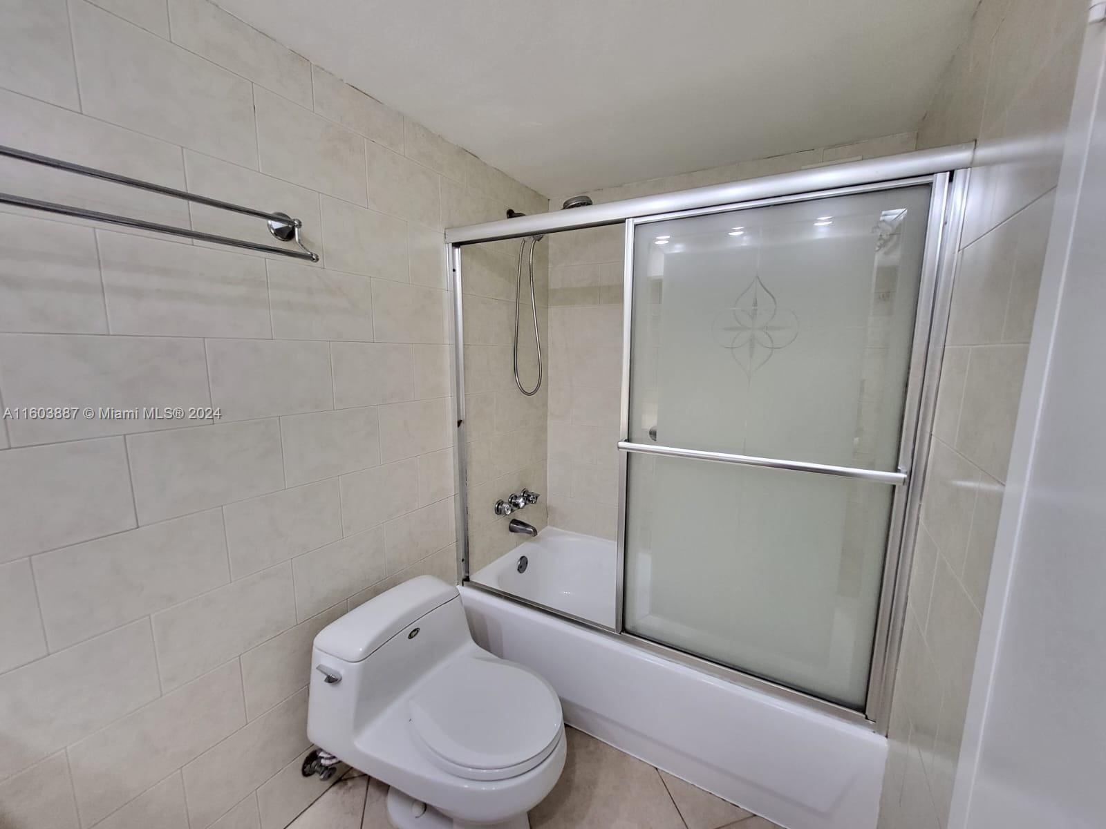 851 Three Islands Blvd # 302