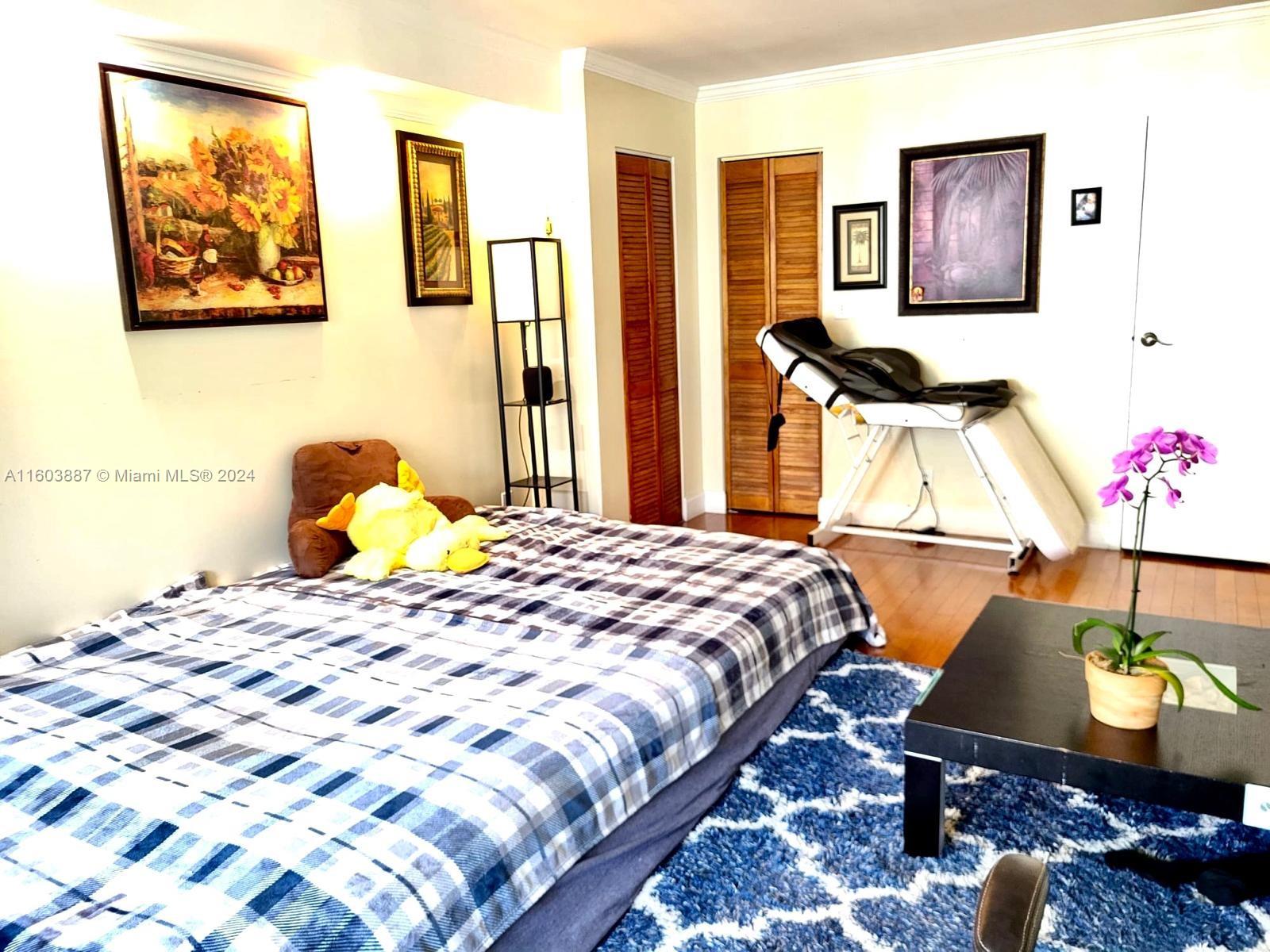 851 Three Islands Blvd # 302