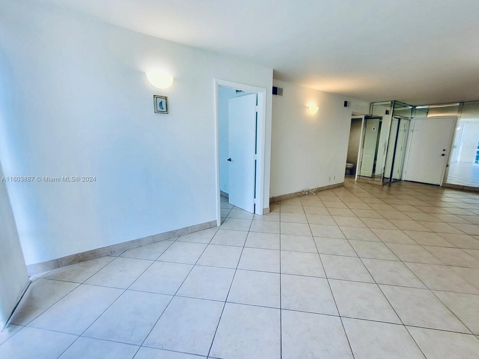 851 Three Islands Blvd # 302