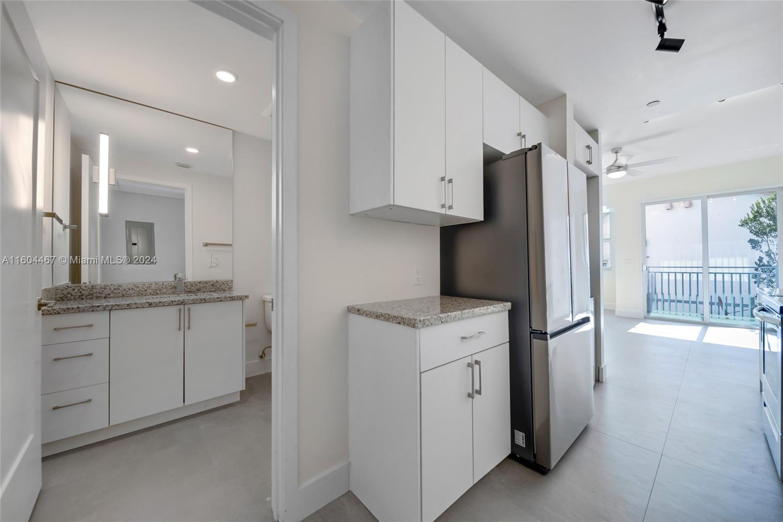 1536 NW 15th Ave # 105