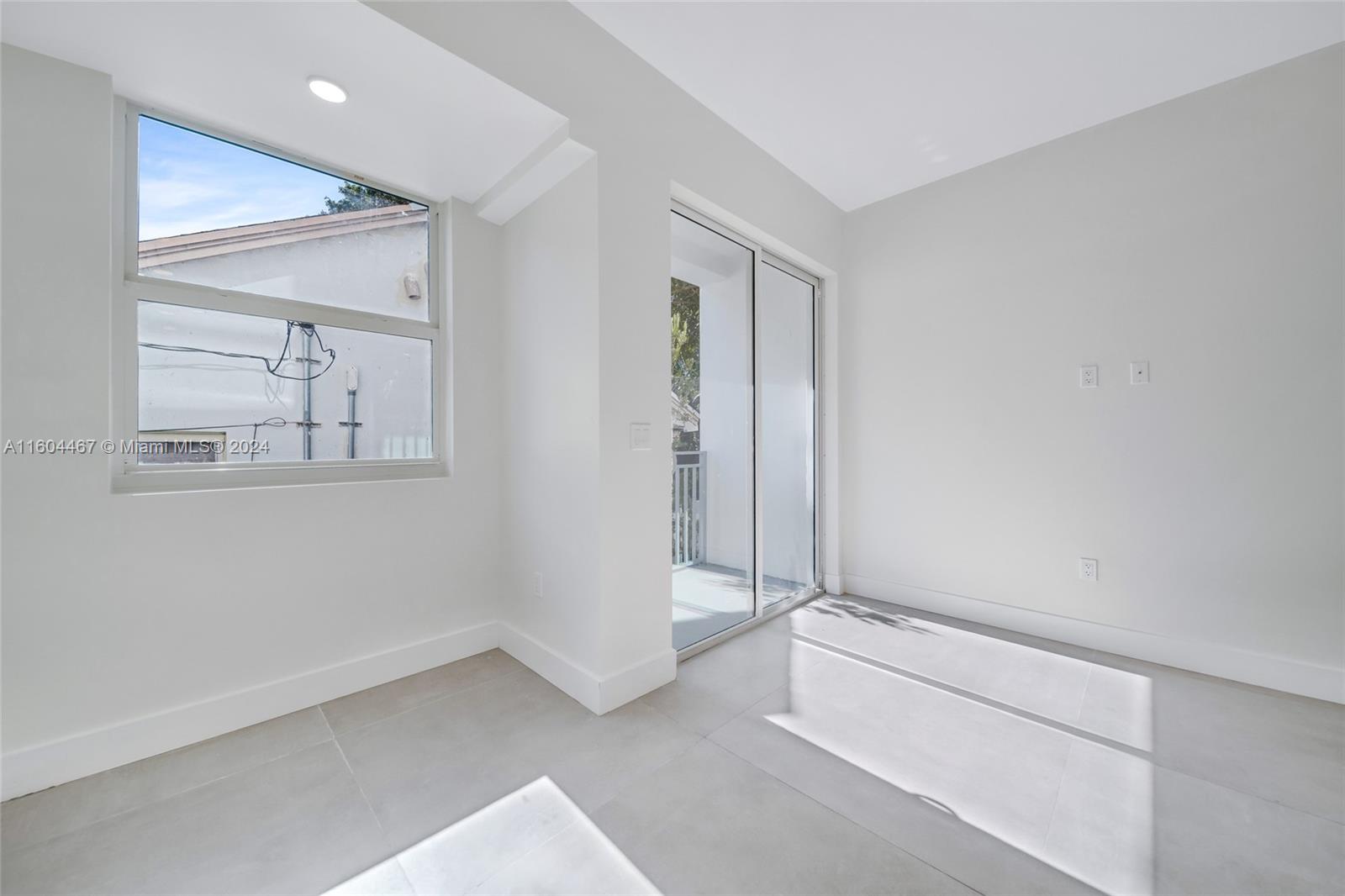 1536 NW 15th Ave # 105
