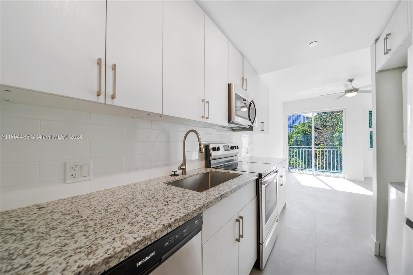 1536 NW 15th Ave # 304