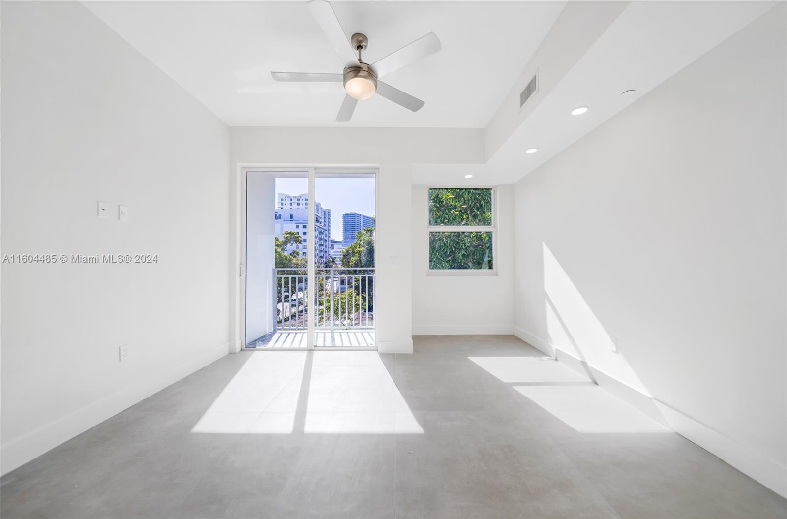 1536 NW 15th Ave # 304