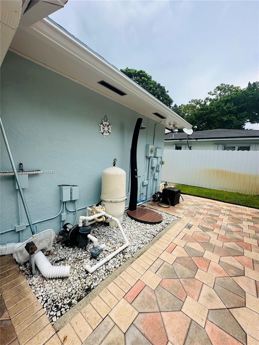 1830 NW 170th St