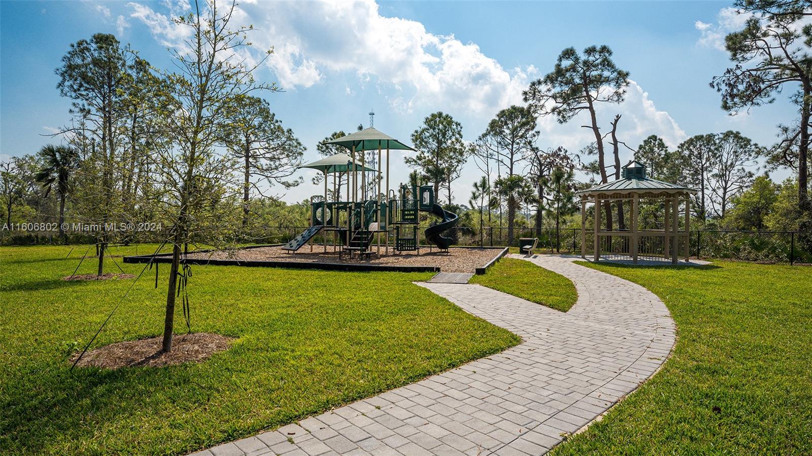 11090 Balfour Street