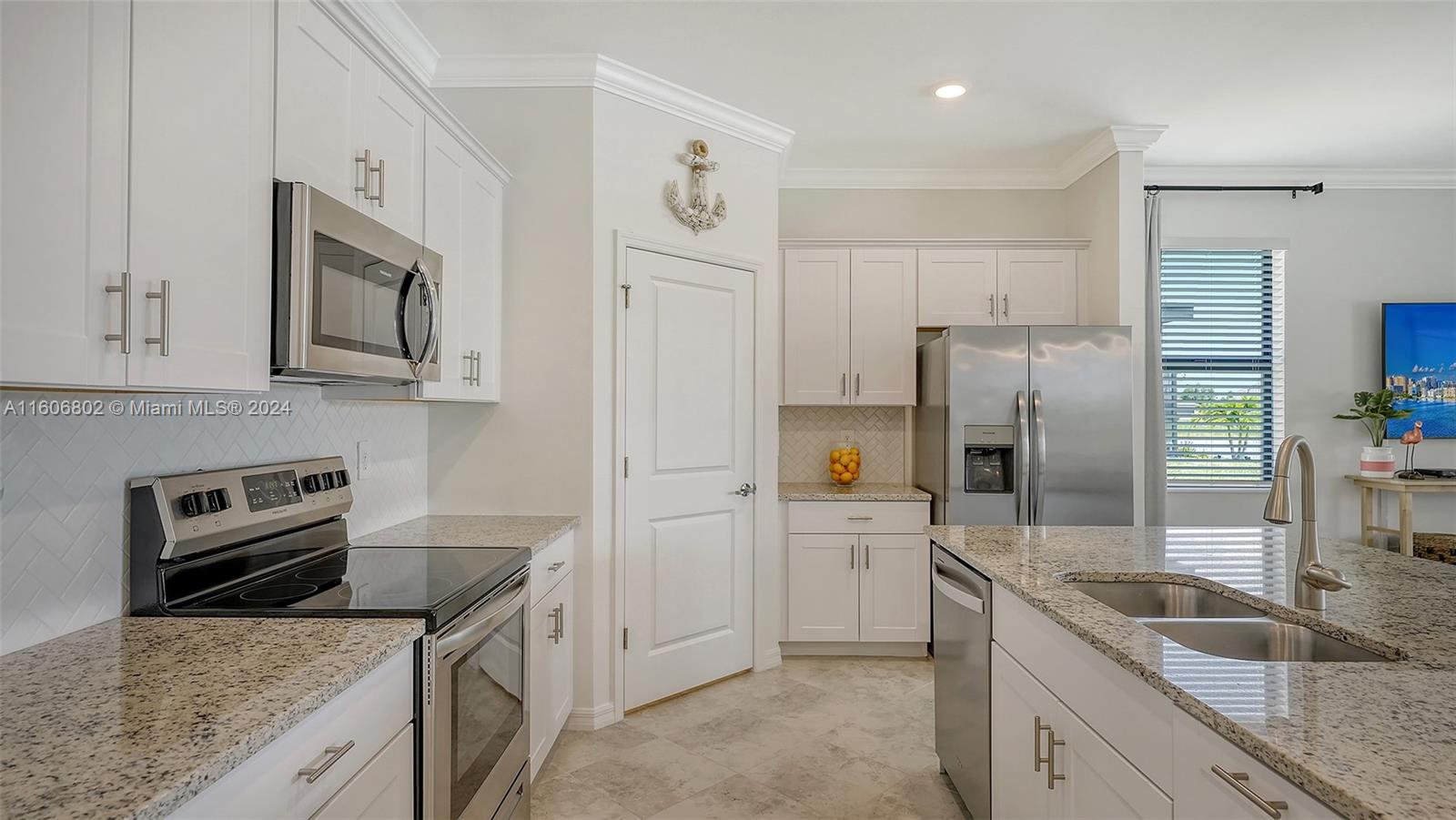 11090 Balfour Street