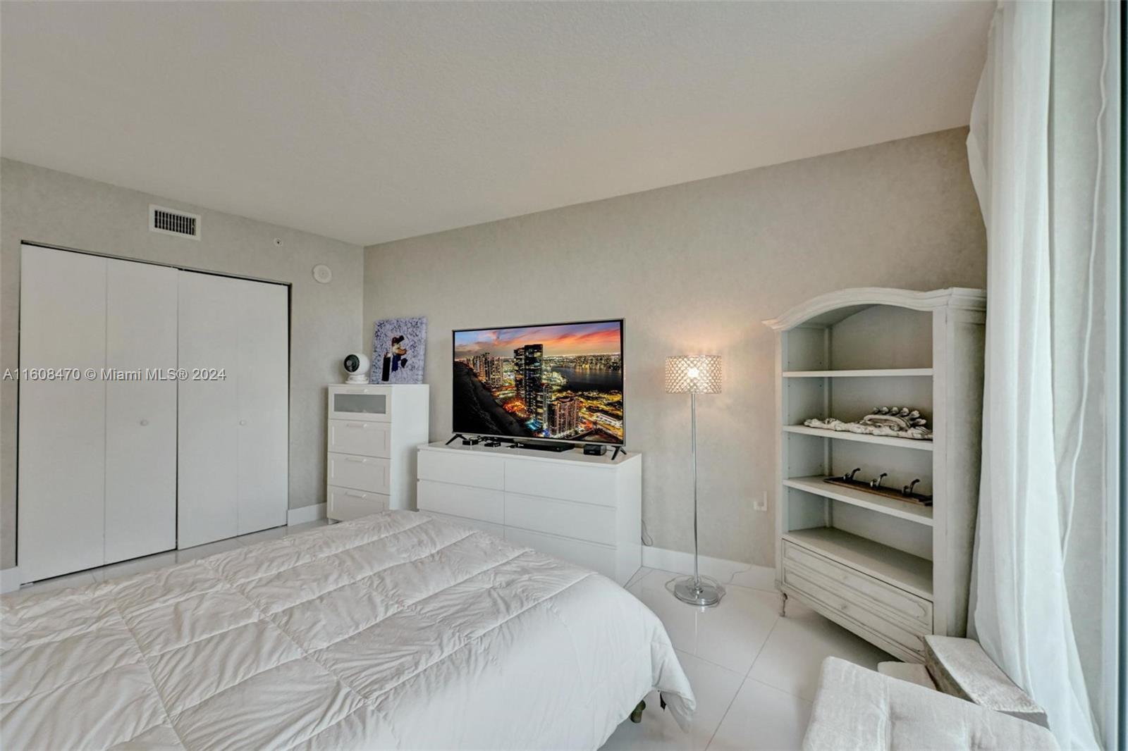 150 Sunny Isles Blvd # 602