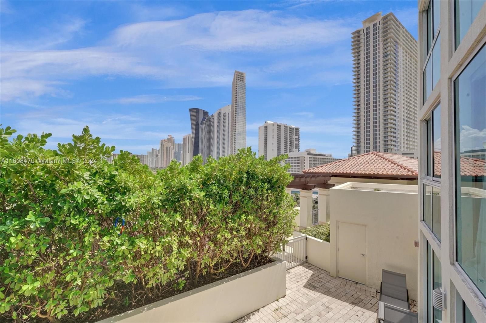 150 Sunny Isles Blvd # 602