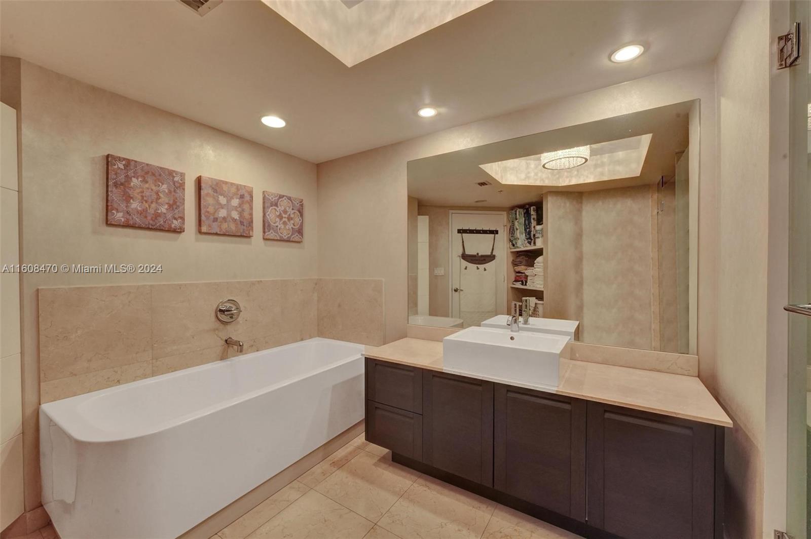 150 Sunny Isles Blvd # 602