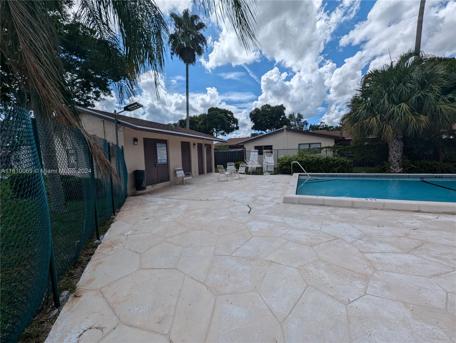 22384 Palomita Dr # 0