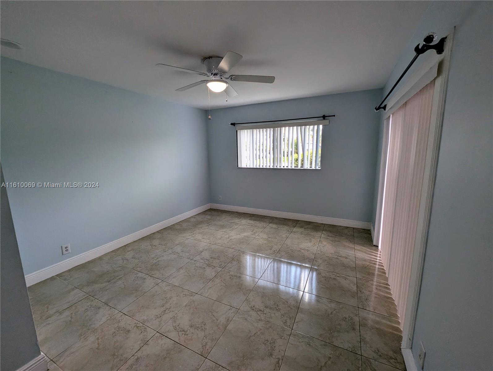 22384 Palomita Dr # 0