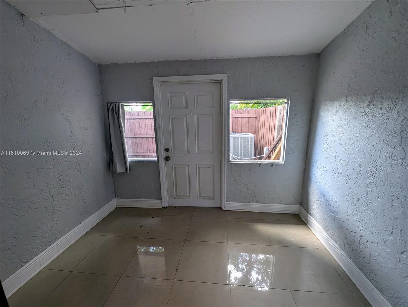 22384 Palomita Dr # 0