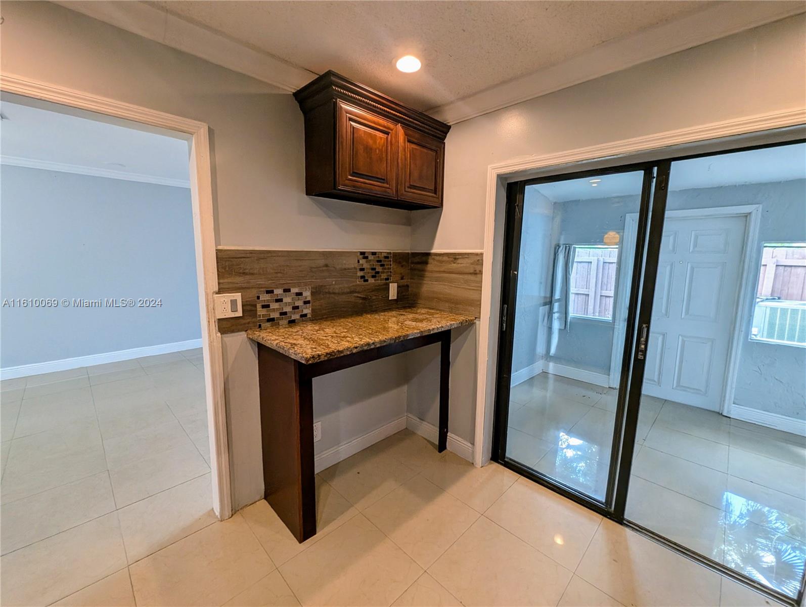 22384 Palomita Dr # 0