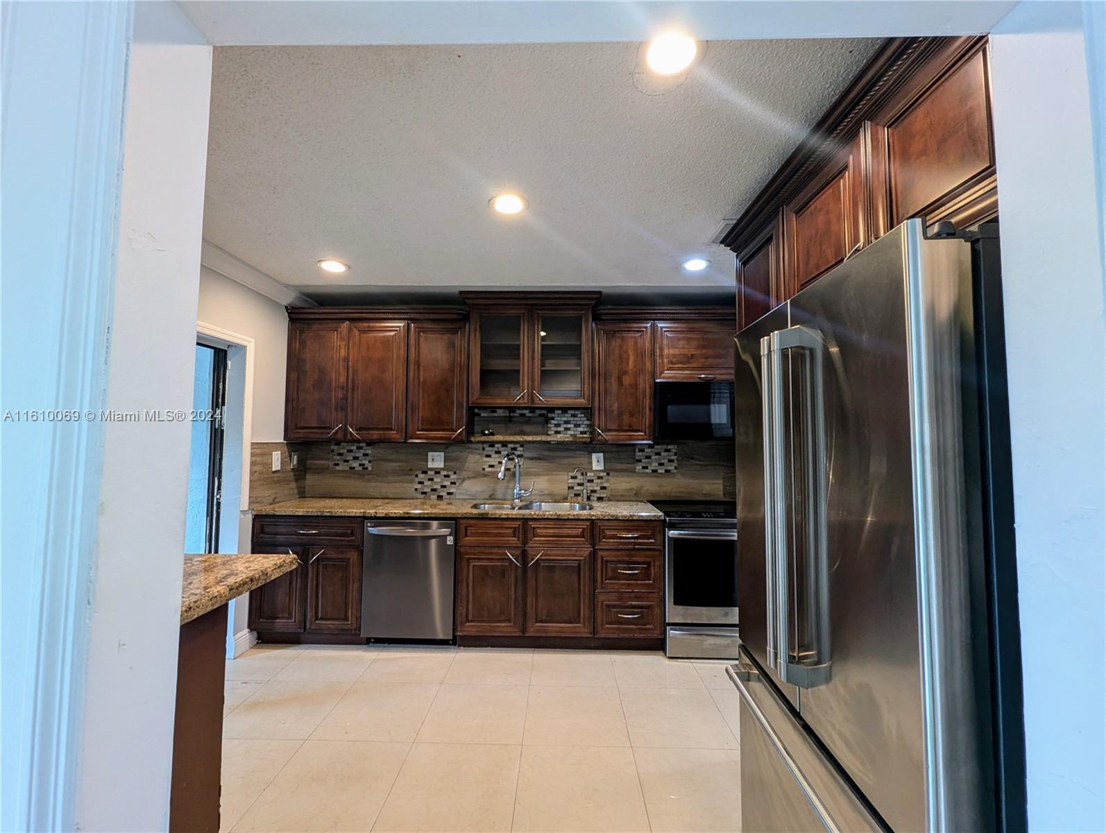 22384 Palomita Dr # 0
