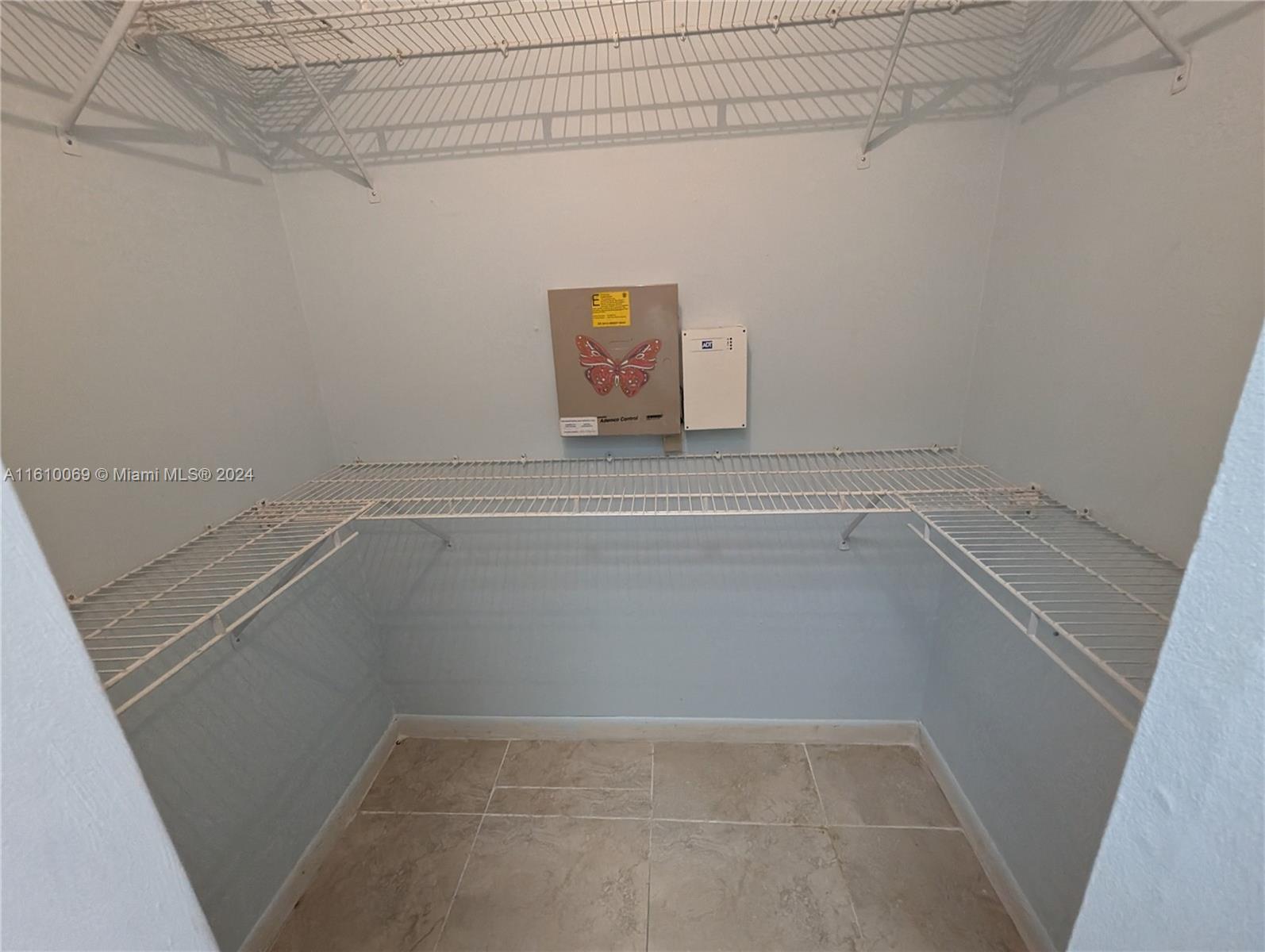 22384 Palomita Dr # 0