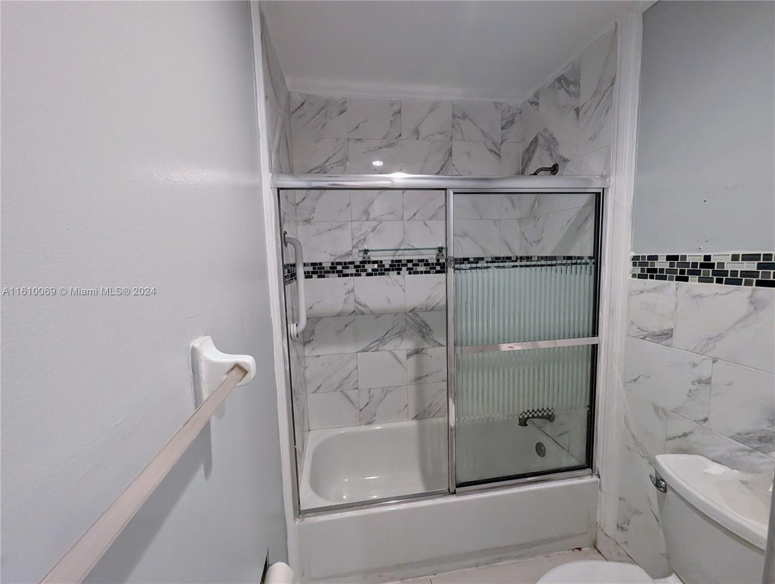 22384 Palomita Dr # 0