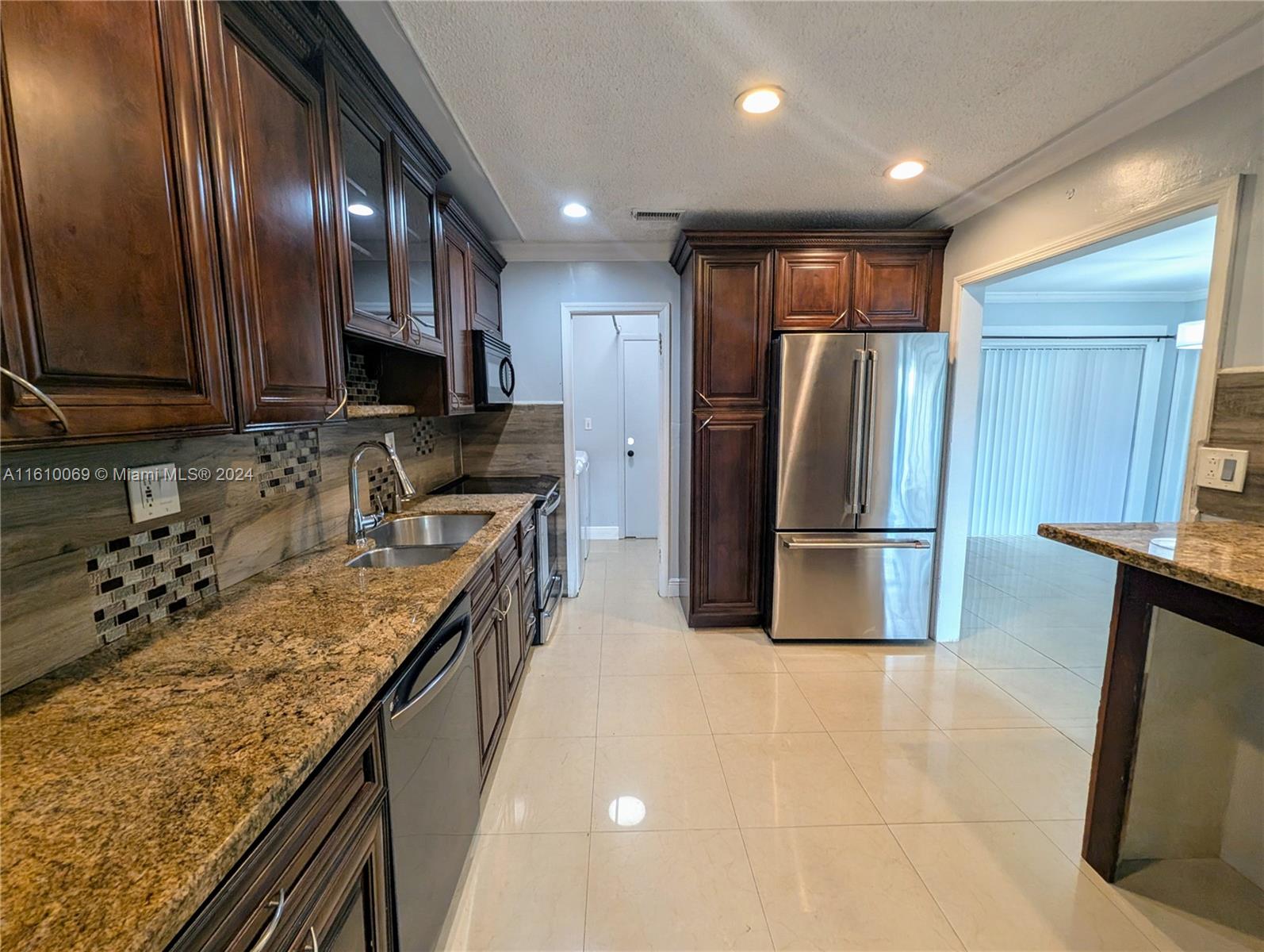 22384 Palomita Dr # 0