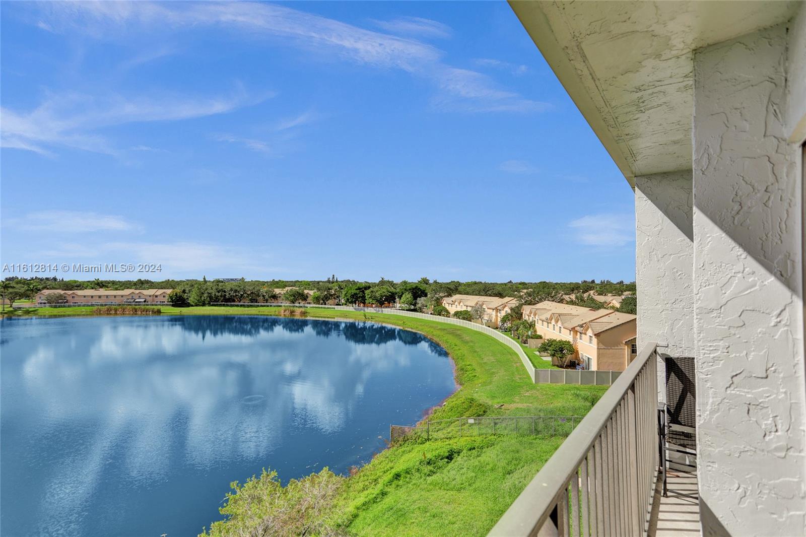 8720 N Sherman Cir # 506