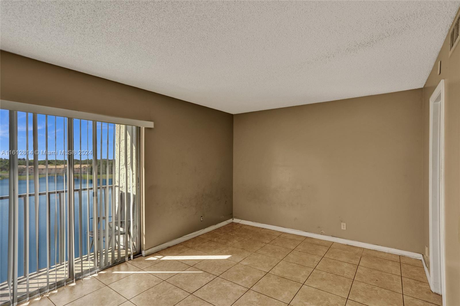 8720 N Sherman Cir # 506