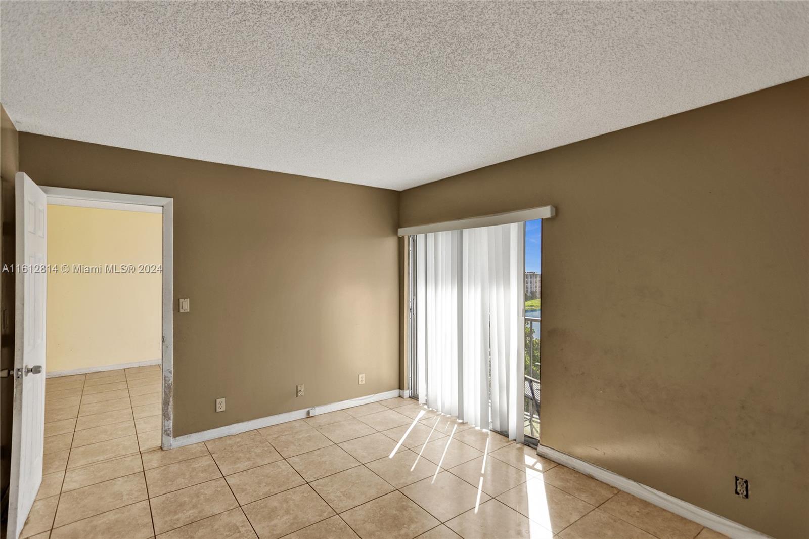 8720 N Sherman Cir # 506