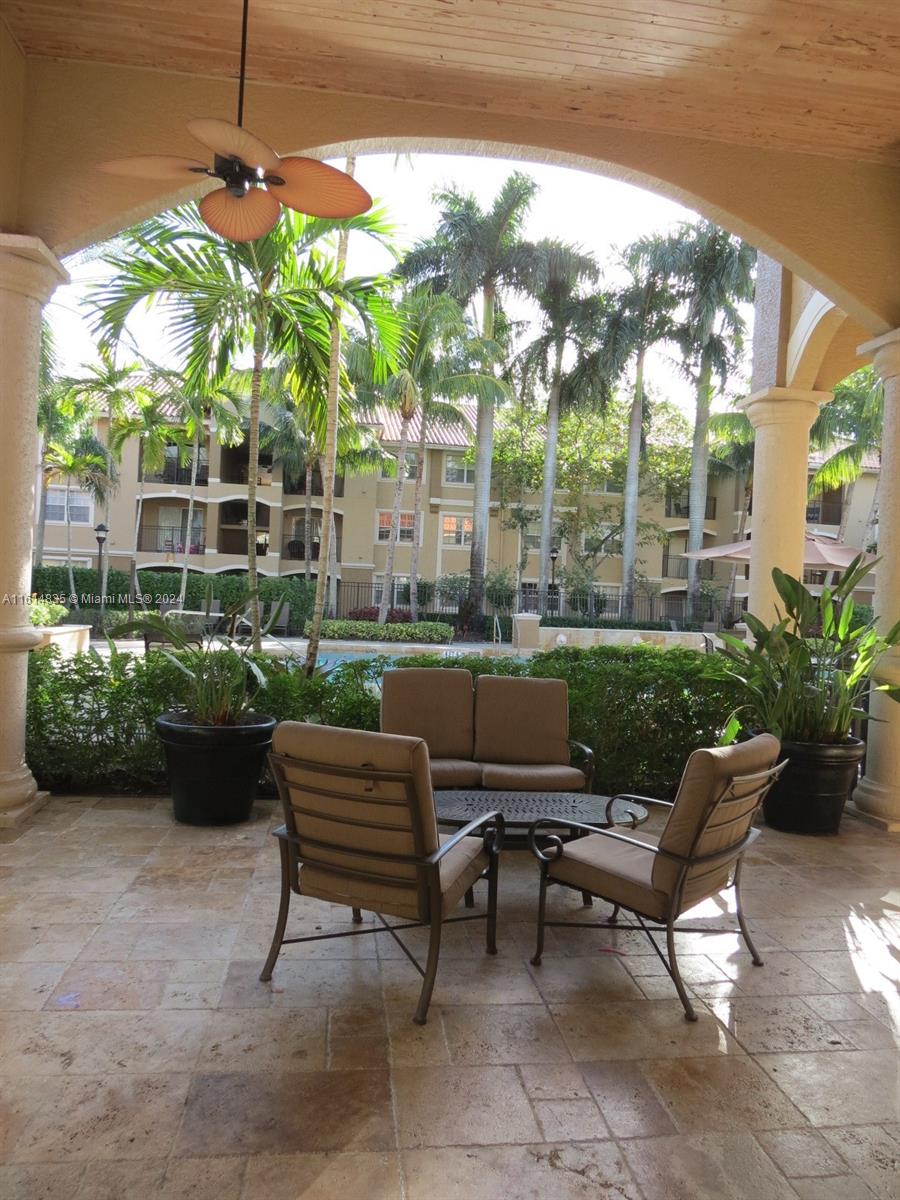 140 SW 117th Ave # 206