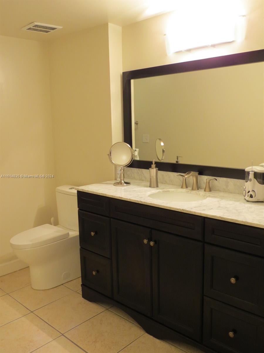 140 SW 117th Ave # 206