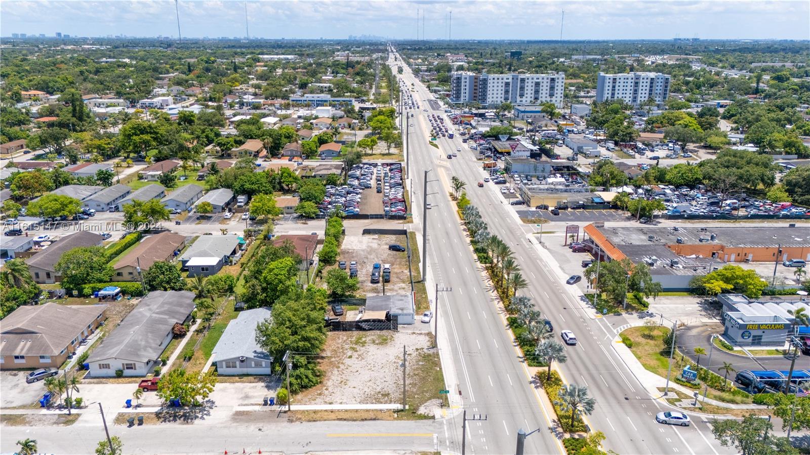 1225 N State Road 7 Rd