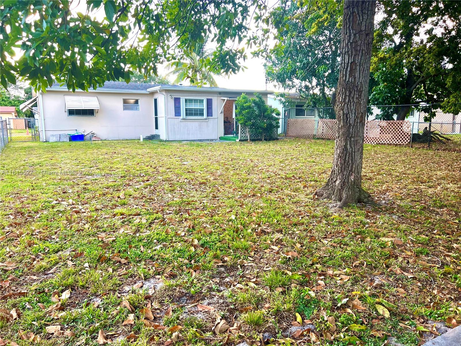 371 SW 67th Ter