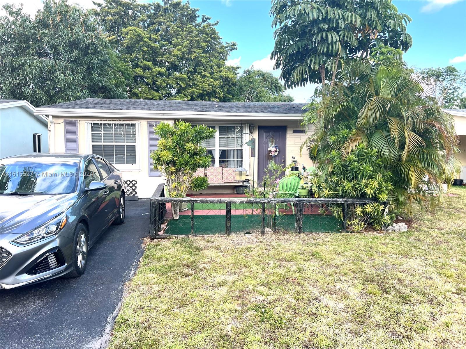 371 SW 67th Ter