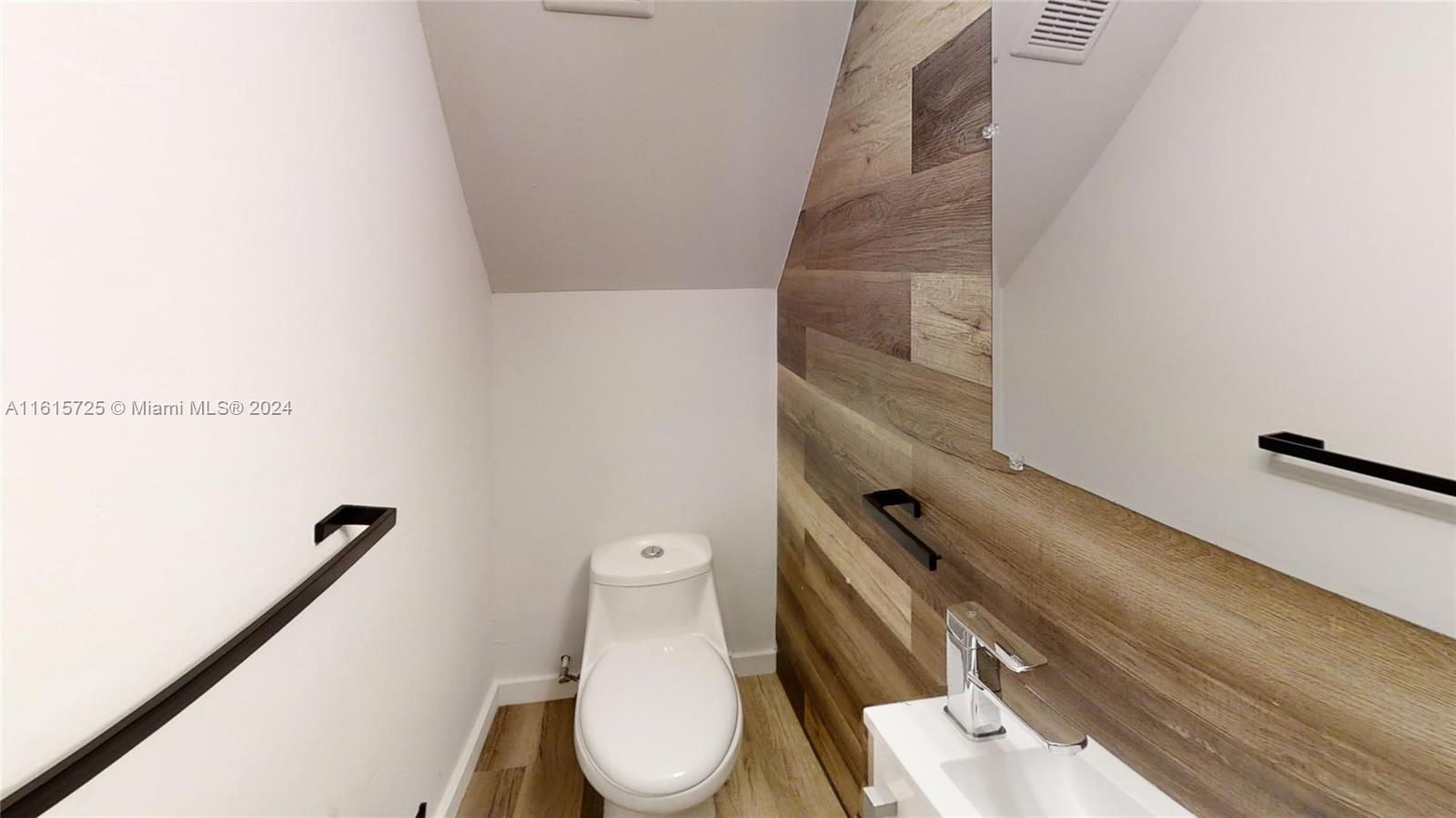 19417 NW 47th Ave Unit: -