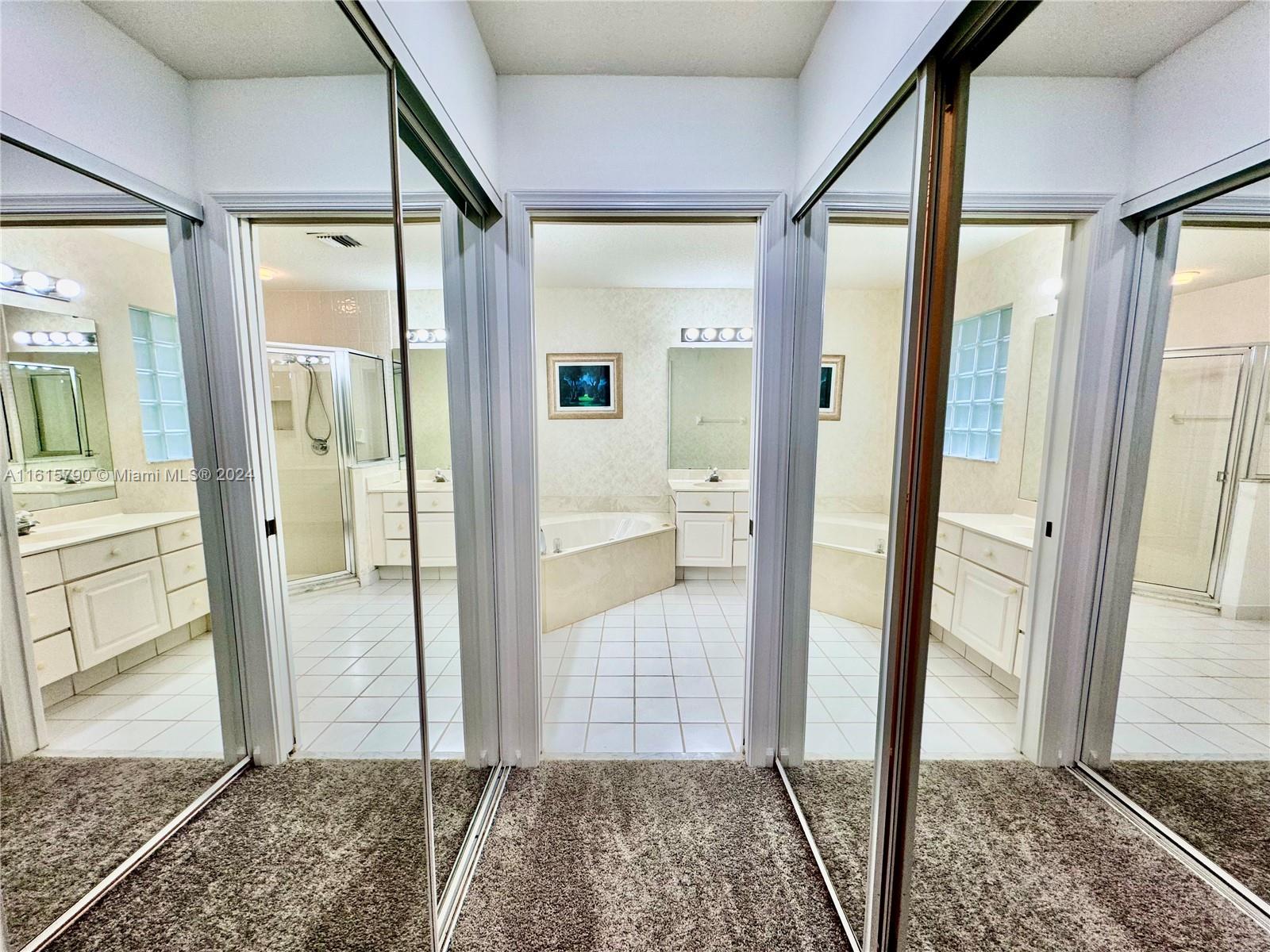 7807 Great Glen Cir