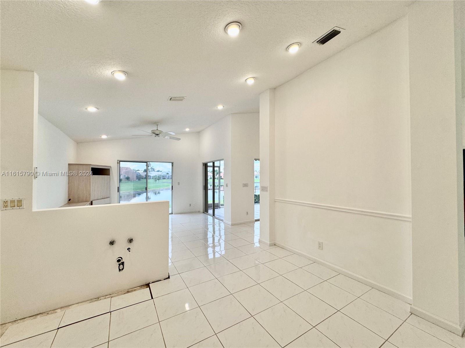 7807 Great Glen Cir