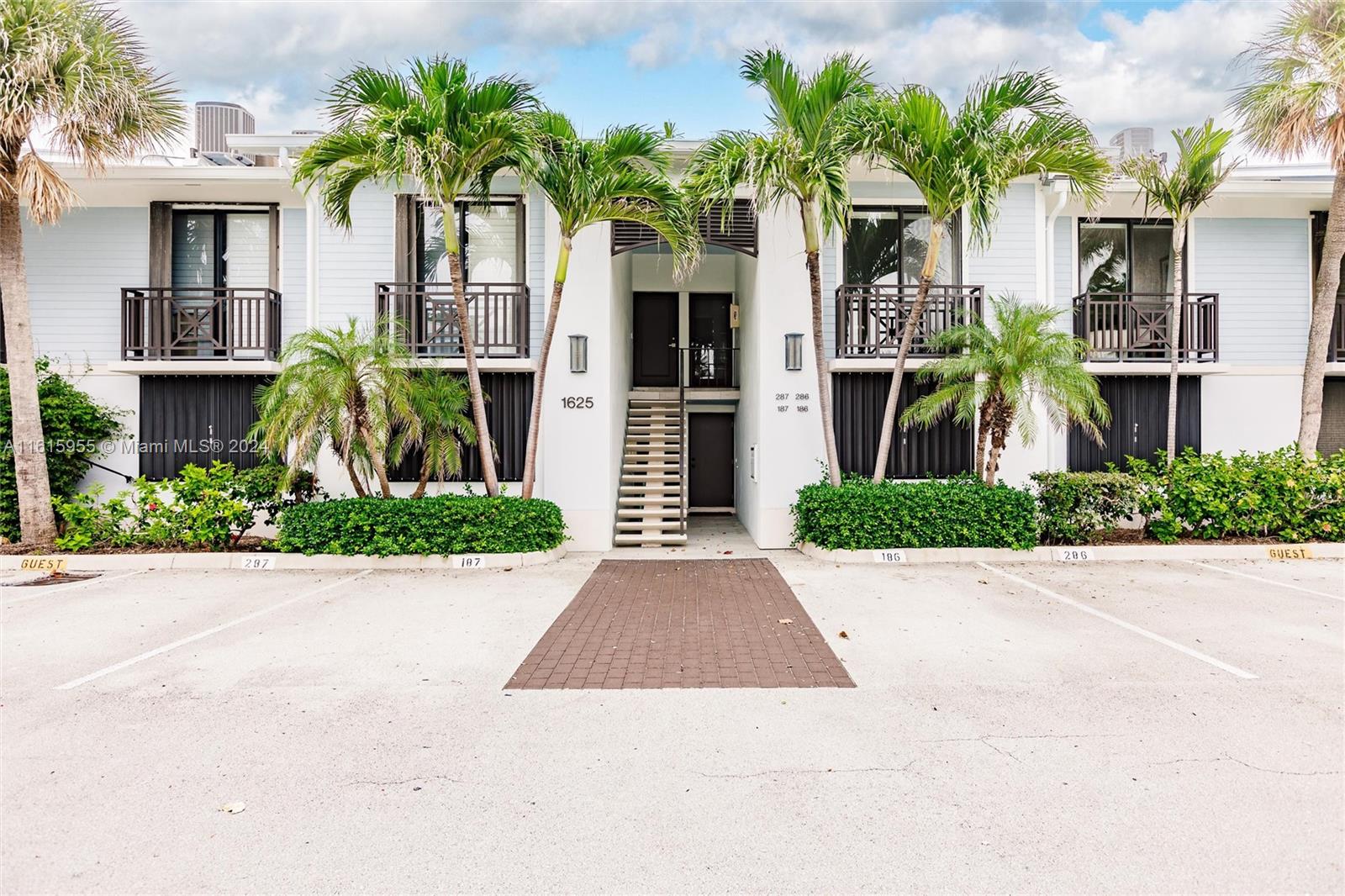 1625 S Ocean Ln # 286
