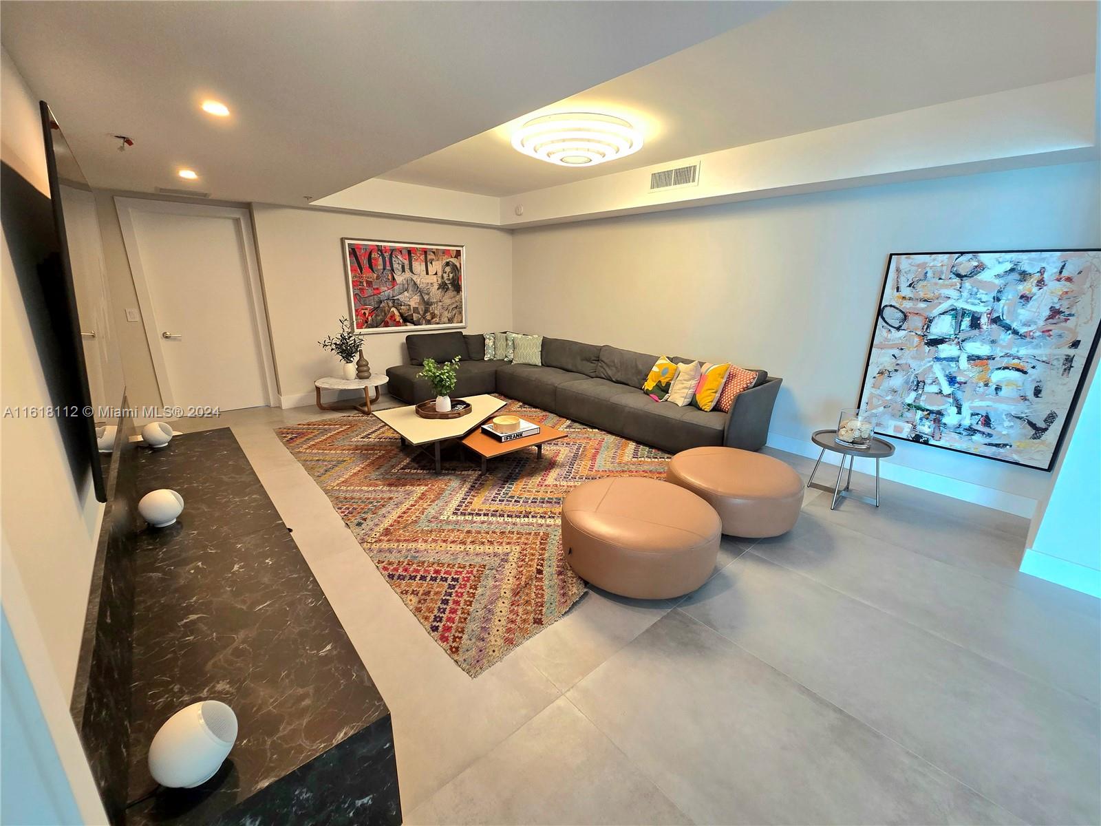 330 Sunny Isles Blvd # 2404 Unit: 5-2404